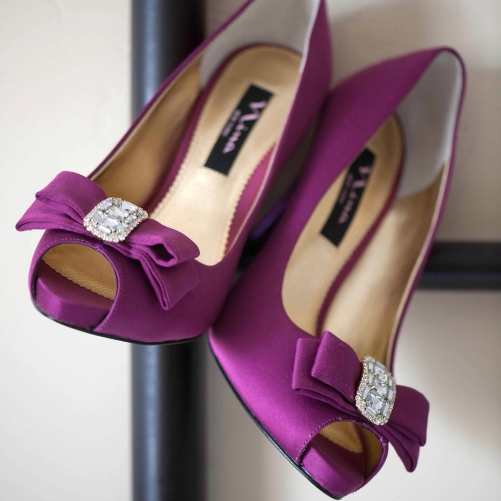Gorgeous Nina open toe pumps
